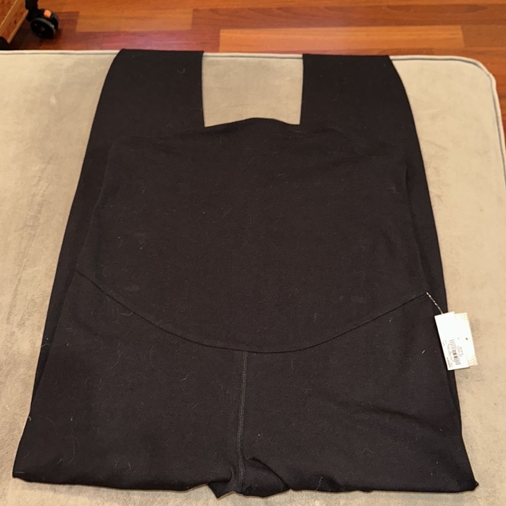 AGLOW MATERNITY LEGGINGS , nwt, Sz l
